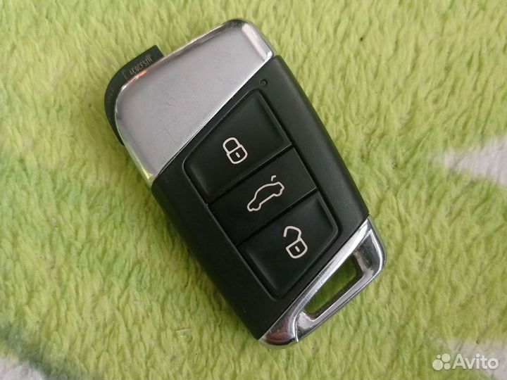 Оригинальный ключ skoda