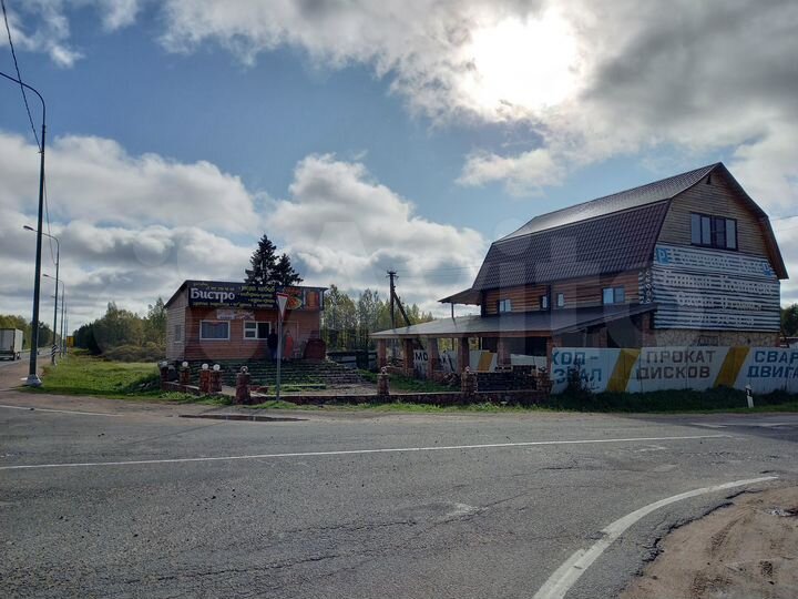 Придорожный комплекс - кафе, гостиница, баня