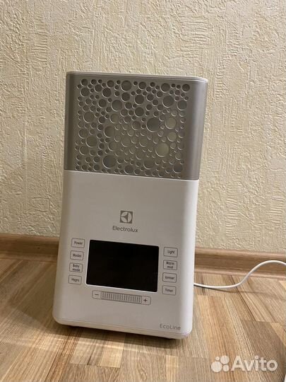 Увлажнитель воздуха Electrolux