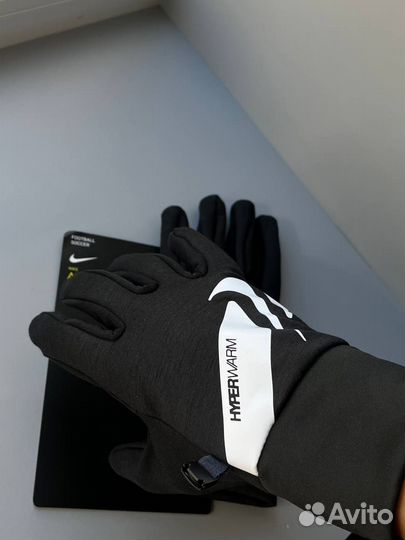Перчатки nike hyperwarm