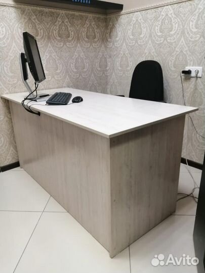 Мебель для офиса, комплектом