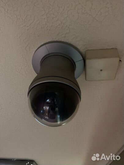 3 камеры видеонаблюдения купольные и джойстик