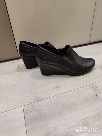 Туфли танкетка 38