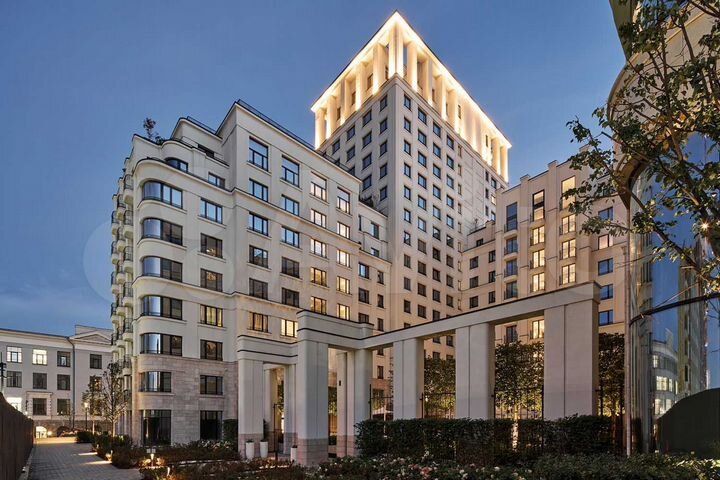 2-к. квартира, 103,5 м², 7/16 эт.