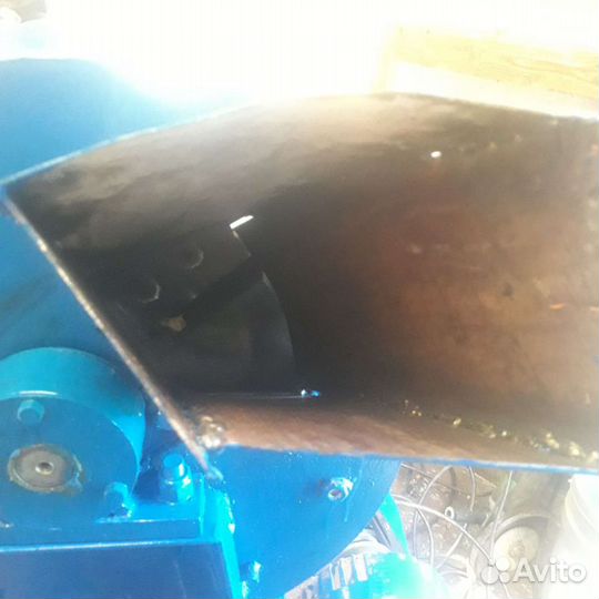 Продам щепорез, двигатель 380. 10 квт