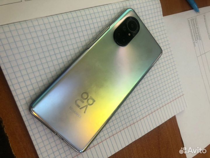 HUAWEI Nova 8, 8/128 ГБ