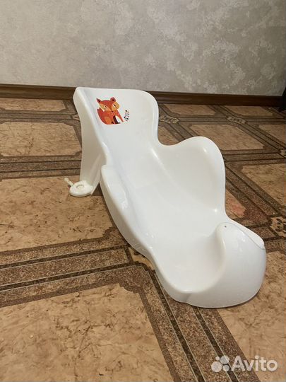 Ванночка с горкой для купания