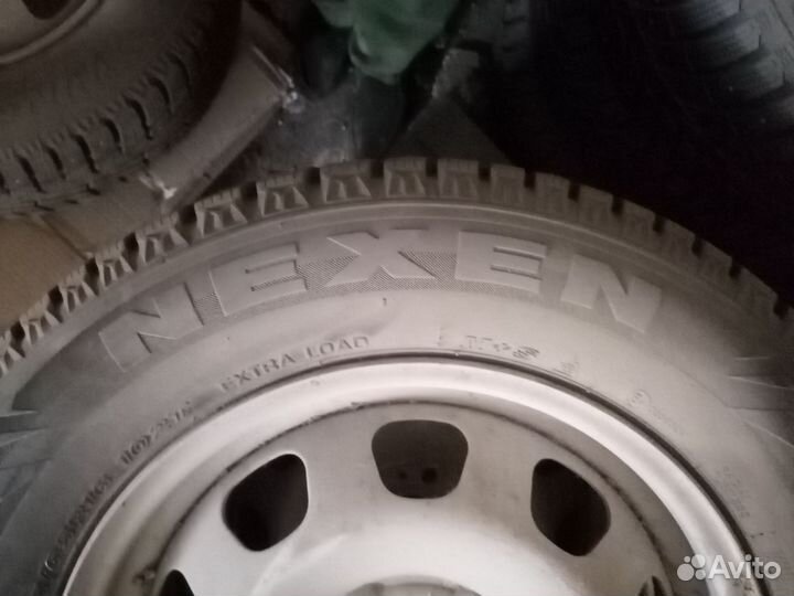 Nexen Classe Premiere 661A 16 R42