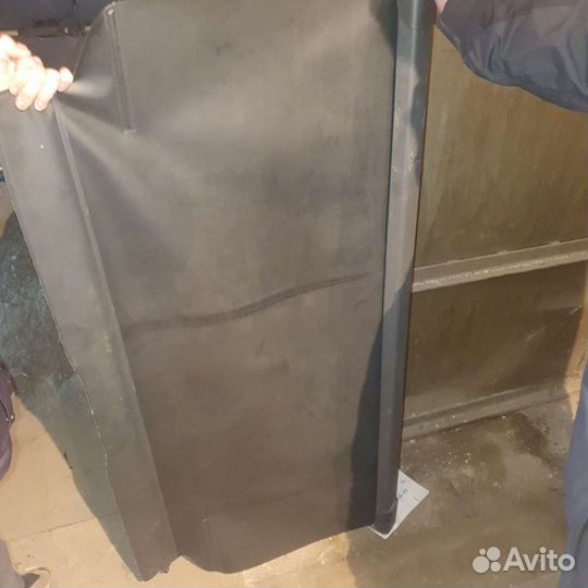 Полка шторка на Mercedes ml 320 w163