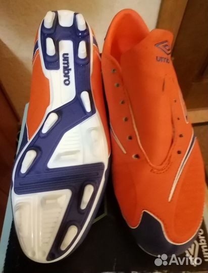 Футбольные бутсы Umbro