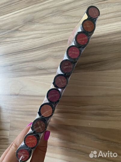 Тинт для губ Loreal Paris Rouge signature