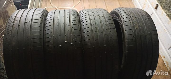 Toyo Proxes Sport 245/45 R19 102Y