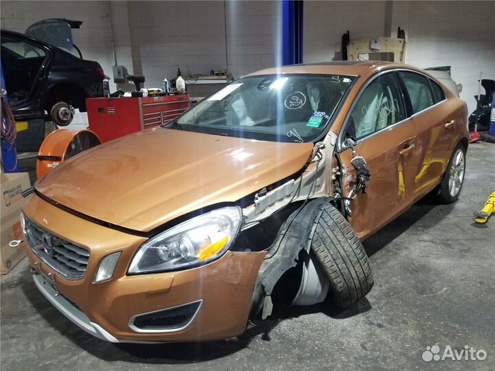 Разбор на запчасти Volvo S60