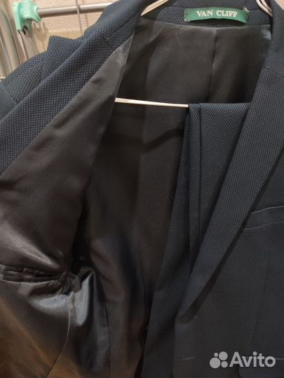 Мужской классический костюм