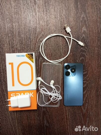 TECNO Spark 10, 4/128 ГБ