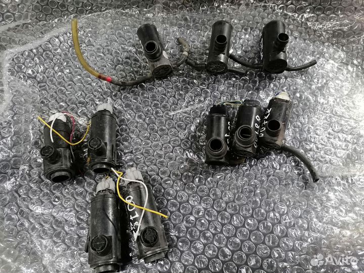 Насос омывателя Toyota