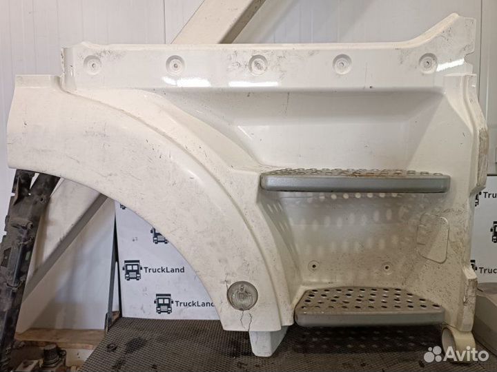 Корпус подножки правый Man Tgx