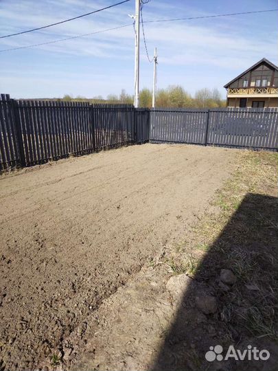 Вспашка земли минитрактором