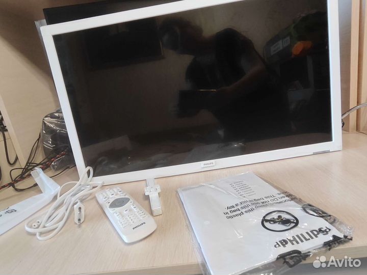 Новый телевизор philips 24