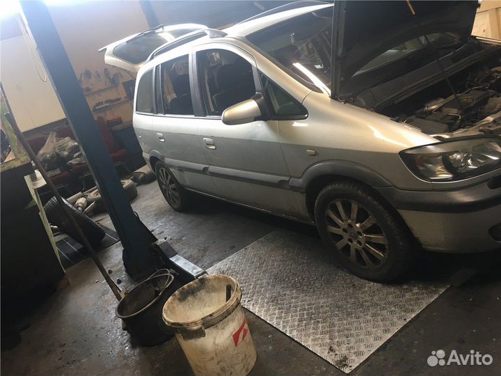 Разбор на запчасти Opel Zafira A