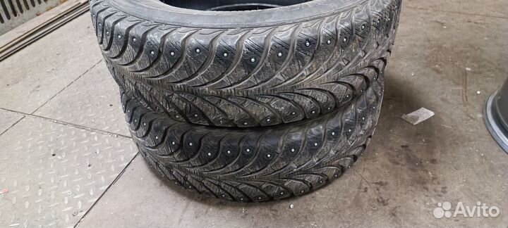 Sava Eskimo Stud 185/65 R15