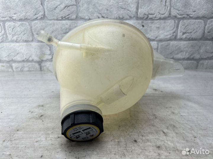 Бачок расширительный Ford Transit 8 2.2 tdci