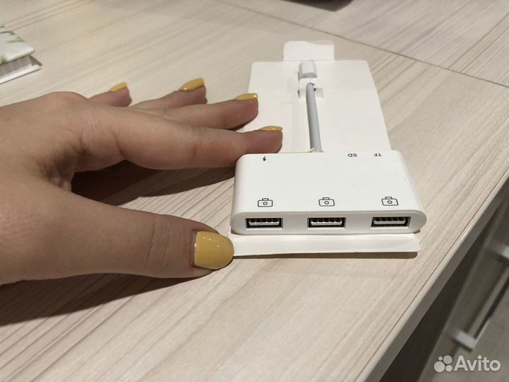 Адаптер переходник iNeez Lightning to 3 USB+CardRe
