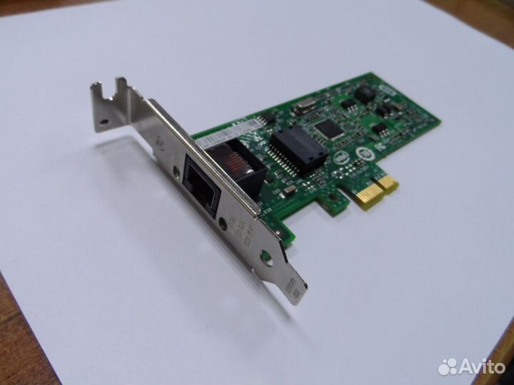 Сетевая карта PCI-E Intel E46981-006 PCIe Gigabit