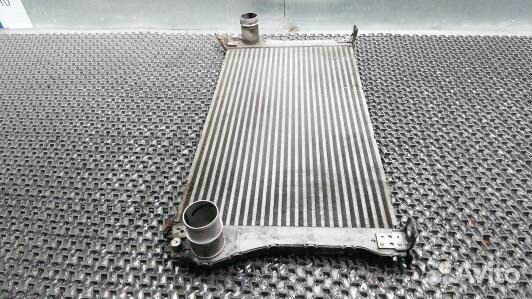 Радиатор интеркуллера toyota avensis T27 (LNI19KC0