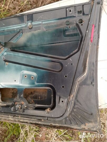 Дверь ваз 2110
