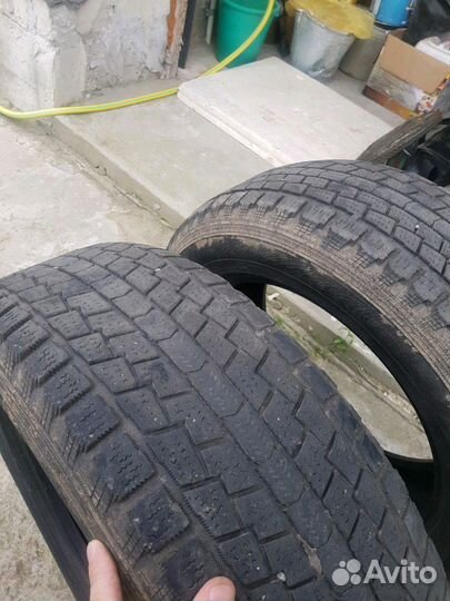Hankook Dynapro HP2 RA33 225/65 R17