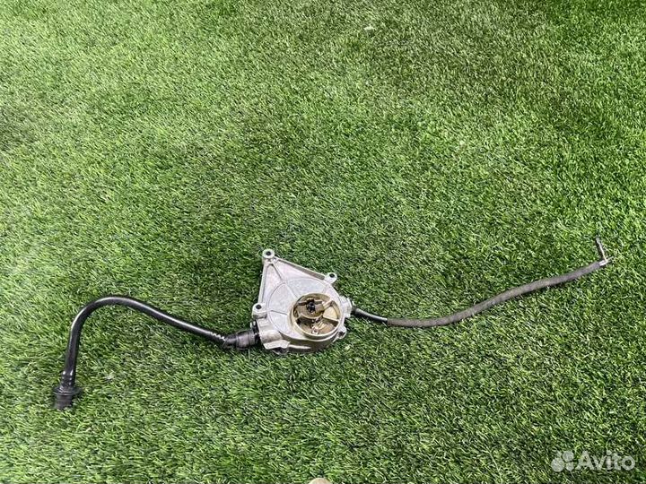 Вакуумный насос Bmw X3 F25 N20B20 2012