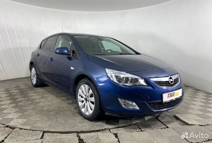 Opel Astra 1.6 AT, 2011, 131 000 км