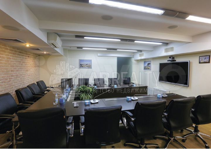 Здание, 1223 м² в цао с парковкой