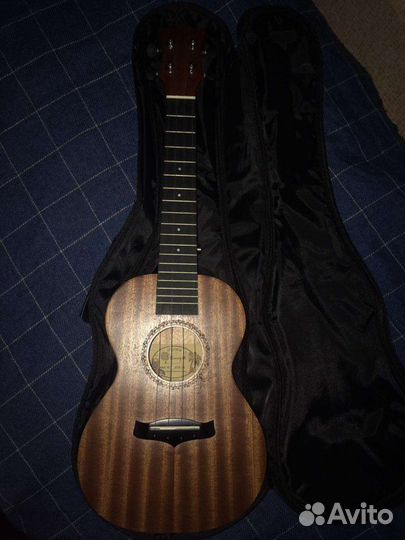 Гитара укулеле