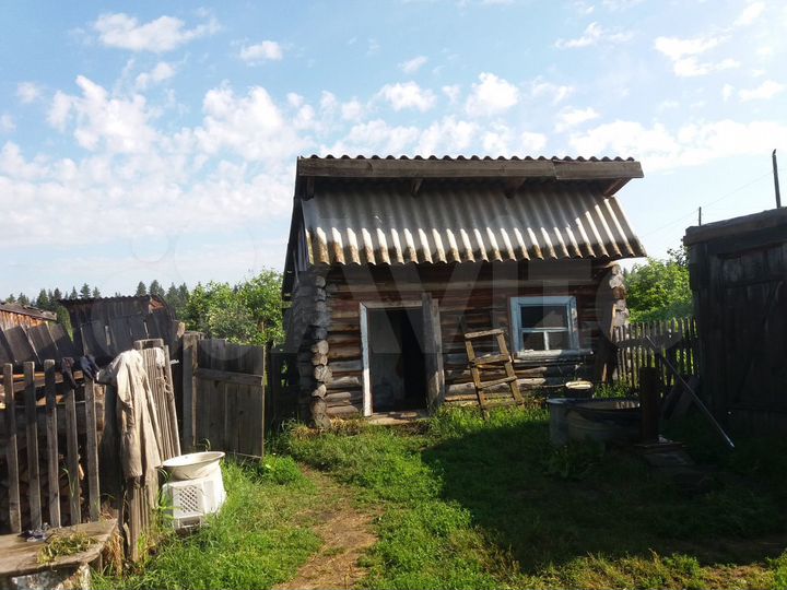 Дом 21,3 м² на участке 35 сот.