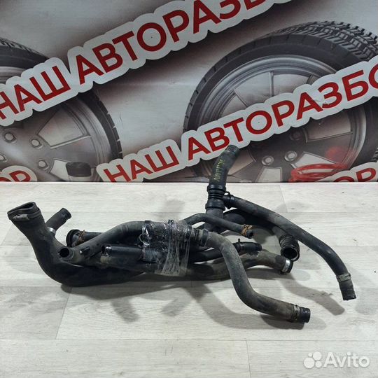 Патрубок системы охлаждения LADA Largus 2015