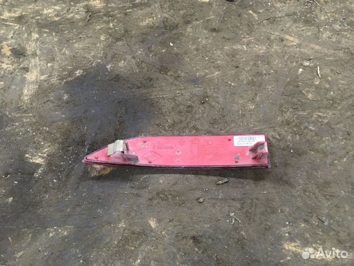 Катафот бампера задний правый Renault Logan 2