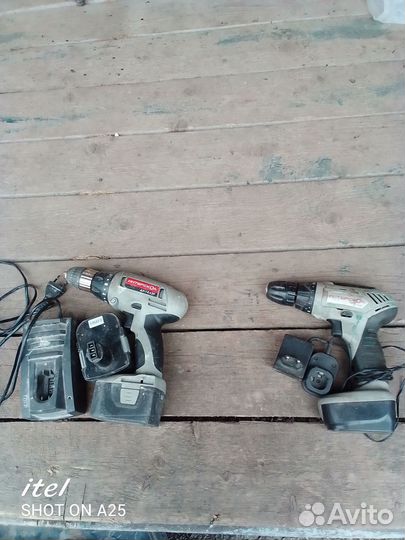 Шуруповерт с зарядкой