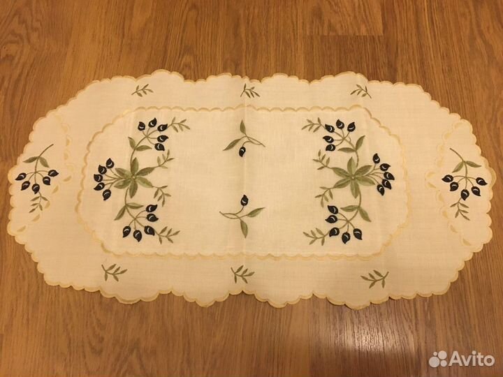 Новый набор накладок на стол (ручная работа)