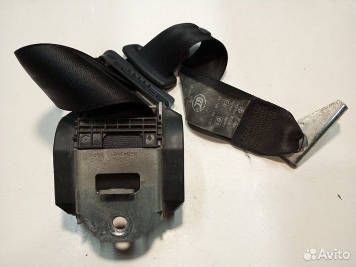 Ремень безопасности задний левый Volkswagen Jetta