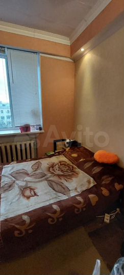 Комната 13 м² в 4-к., 5/5 эт.