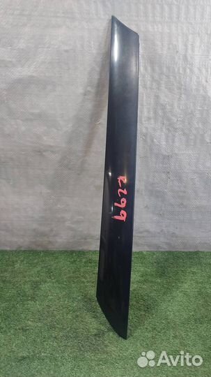 Накладка стойки наружная правая KIA soul 2009