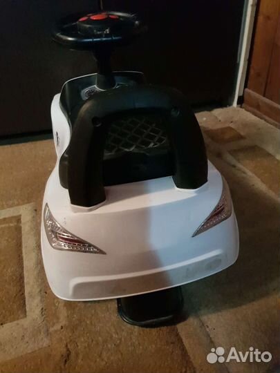 Машинка каталка толокар audi