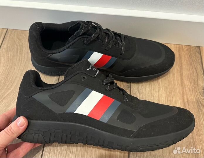 Кроссовки Tommy Hilfiger новые