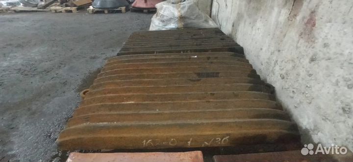 Плиты дробящие см-16 в наличии