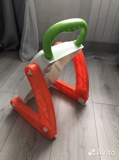 Развивающий стол-каталка