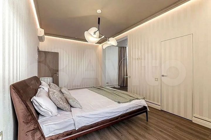 3-к. квартира, 90 м², 15/27 эт.