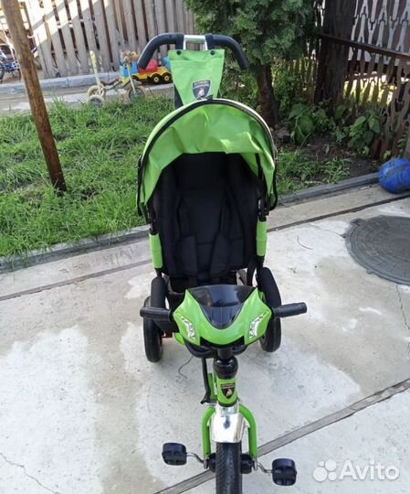 Детский велосипед с родительской ручкой