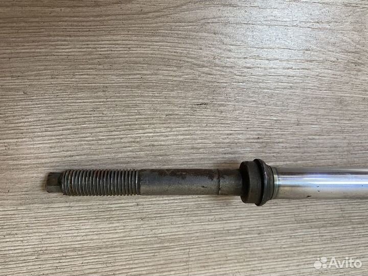 Амортизатор задний Mitsubishi Airtrek с2001-2005г